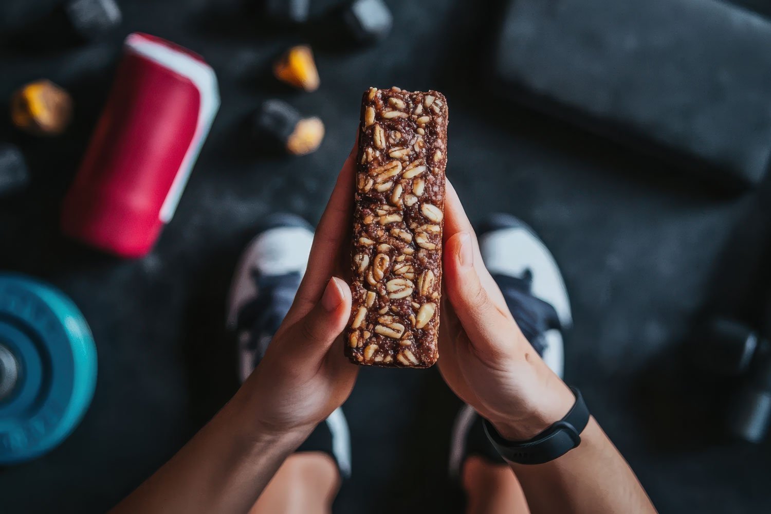 When to Eat Energy Bar vs Protein Bar  Timing Guide